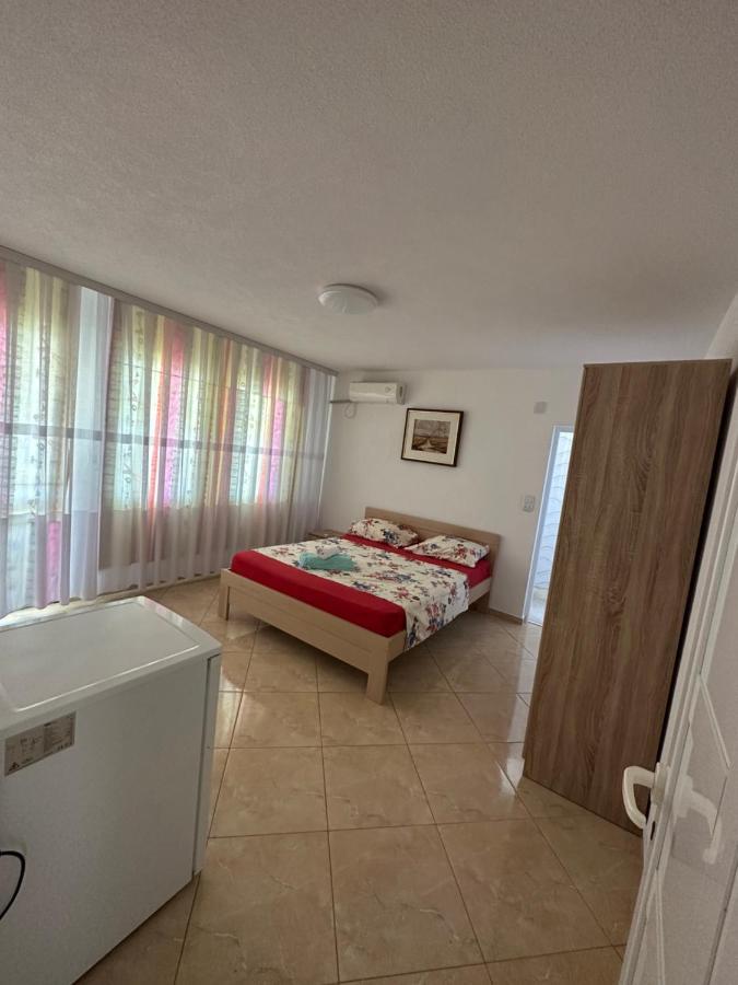 Apartments Edona Ulcinj Extérieur photo